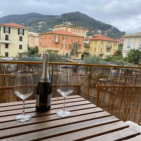 La Perla Apartment Chiavari Exterior photo